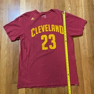 Lebron James Cavs tee